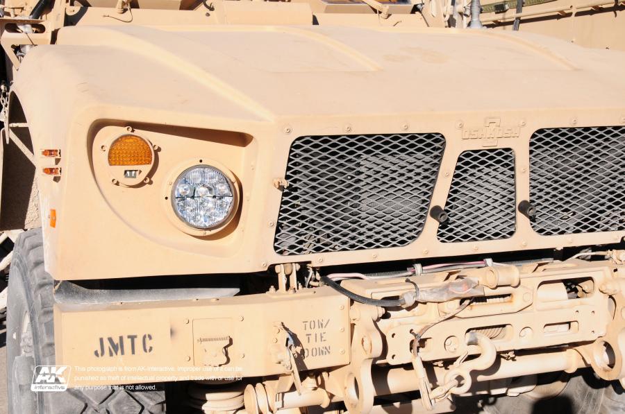 Детали экстерьера Oshkosh M-ATV 2009 года  (фото 432 из 676)